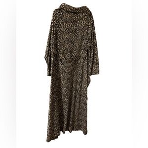 Leopard Print Snuggie with pocket! NWOT. One size fits all.